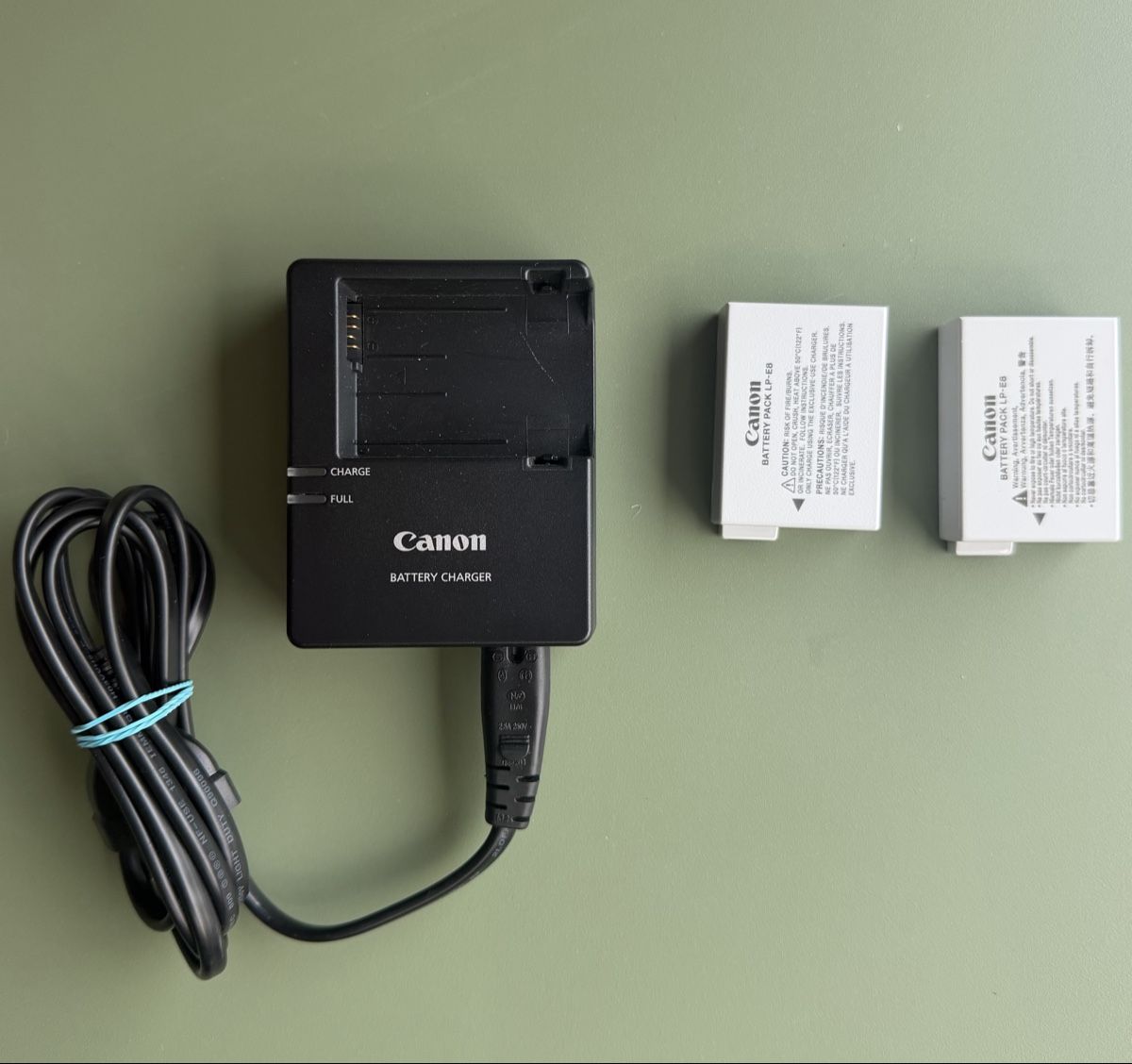 Canon Kamera: Canon EOS 600D avec objectif et sacoche – Gebraucht aus Troinex von duboisf8 2