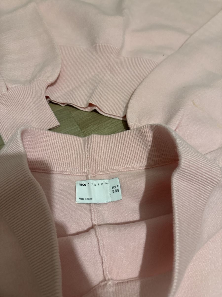 Lotti di vestiti: ASOS Design Lounge Set, Pink, Size Small - Cozy & Chic! – Nuovo (secondo la descrizione) da Oberglatt ZH venduto da Sale12 2