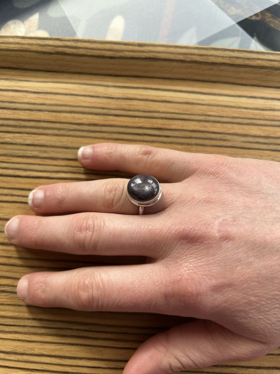 Anelli: Ring Silber mit Sternrubin – Usato da Birsfelden venduto da Exclusivity 5