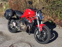 Ducati Monster 821