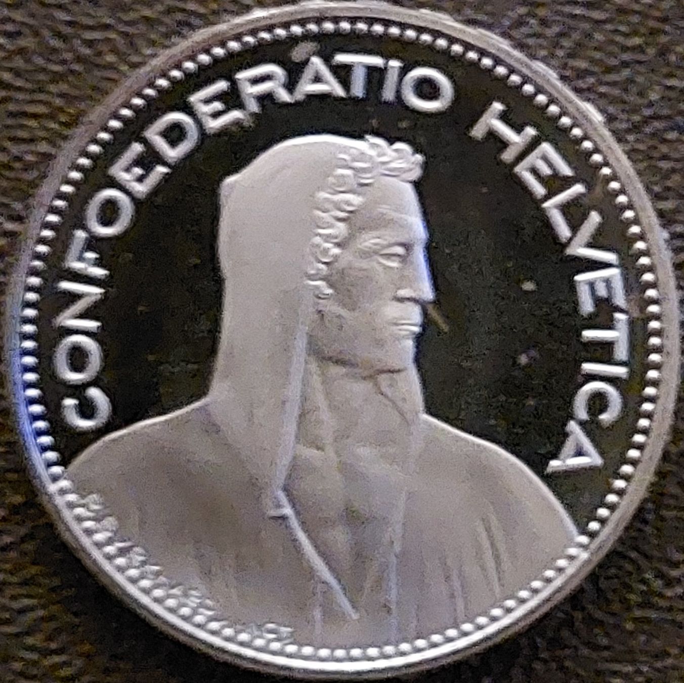 Tutti le monete: 5 Franken 2007 stgl. / aus Münzsatz – Nuovo (secondo la descrizione) da Arch venduto da coinsandmore 1