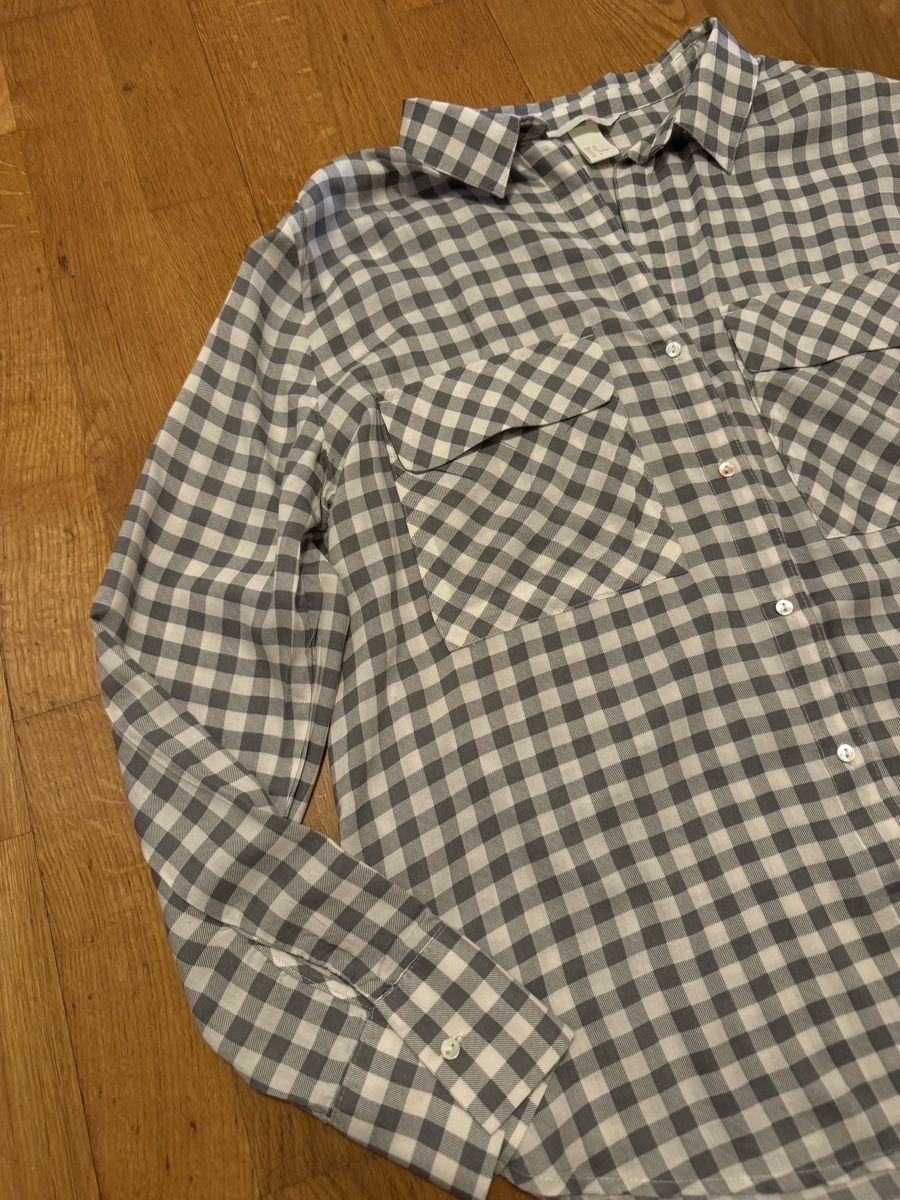 H&M Blusen: H&M Bluse, Grösse 42, Top Zustand! – Gebraucht aus Adliswil von StephanieAnnina 2