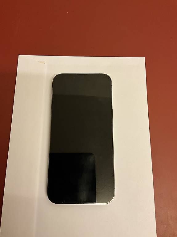 Handys / Smartphones: iPhone 13 Pro, 128 GB, inklusive Handy-Hülle  – Gebraucht aus Regensdorf von Eesposito 1