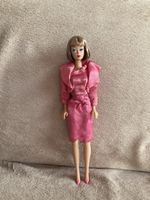 repro Barbie in orginal vintage Kleid