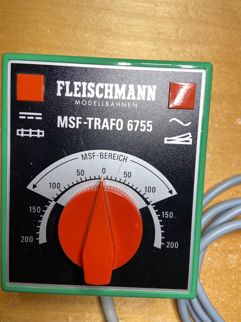 Fleischmann Modelleisenbahnen: Fleischmann MSF-Trafo 6755 – Gebraucht aus Basel von Relaphe 1
