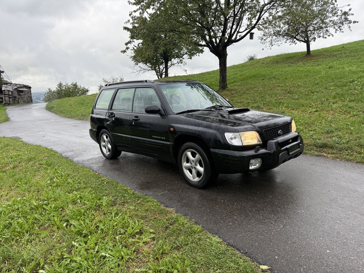 Subaru Autos: Subaru Forester Turbo 2.0 – Gebraucht aus Walchwil von D.A2000 8