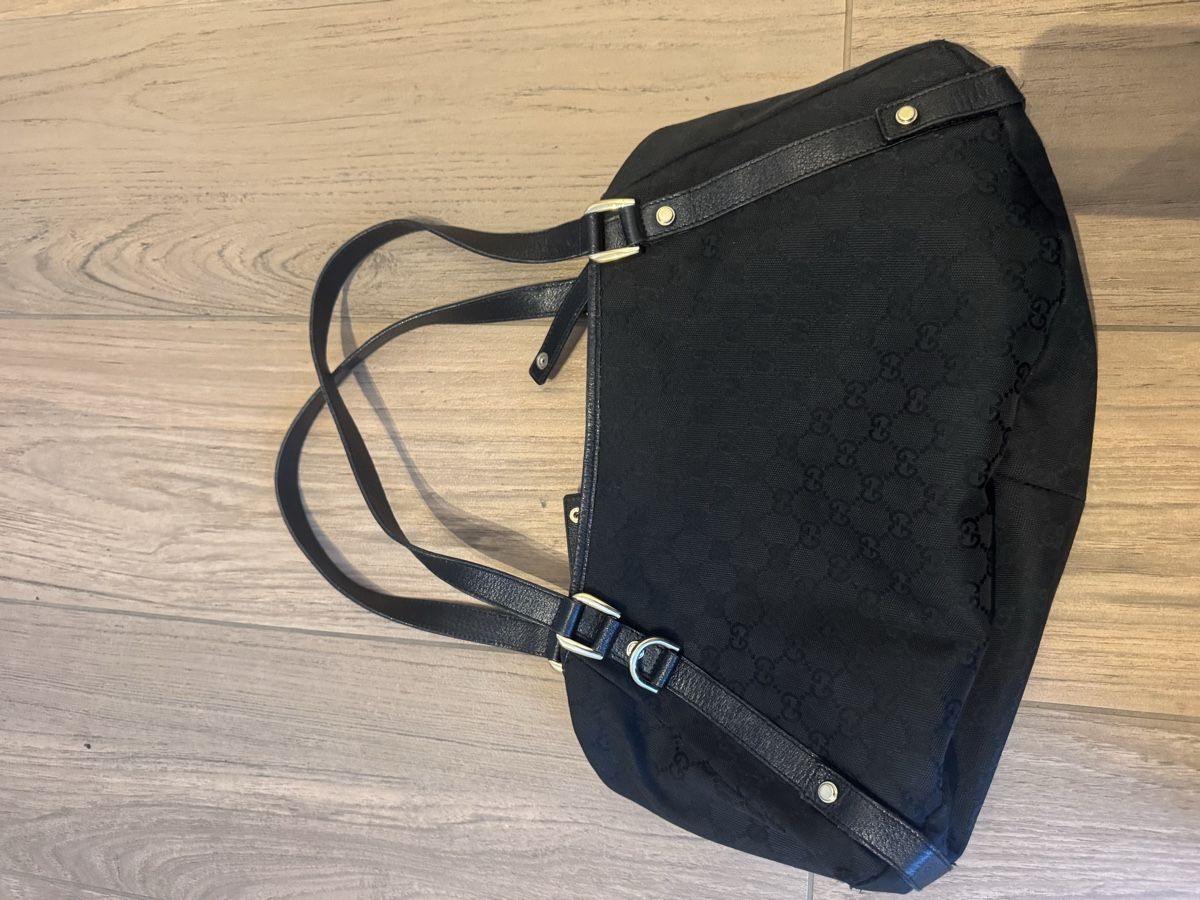 Gucci Borse da donna: letzte Chance: Vintage Gucci Tasche – Usato da Ebikon venduto da miss_ejlena 3