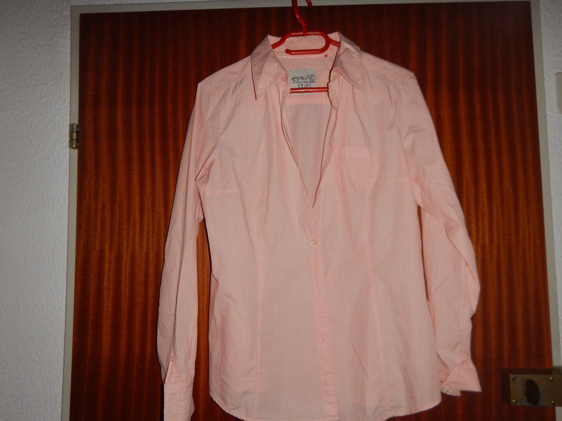Esprit Chemisiers: 2 Blouses esprit une verte et une rose – D'occasion à satigny par cara68