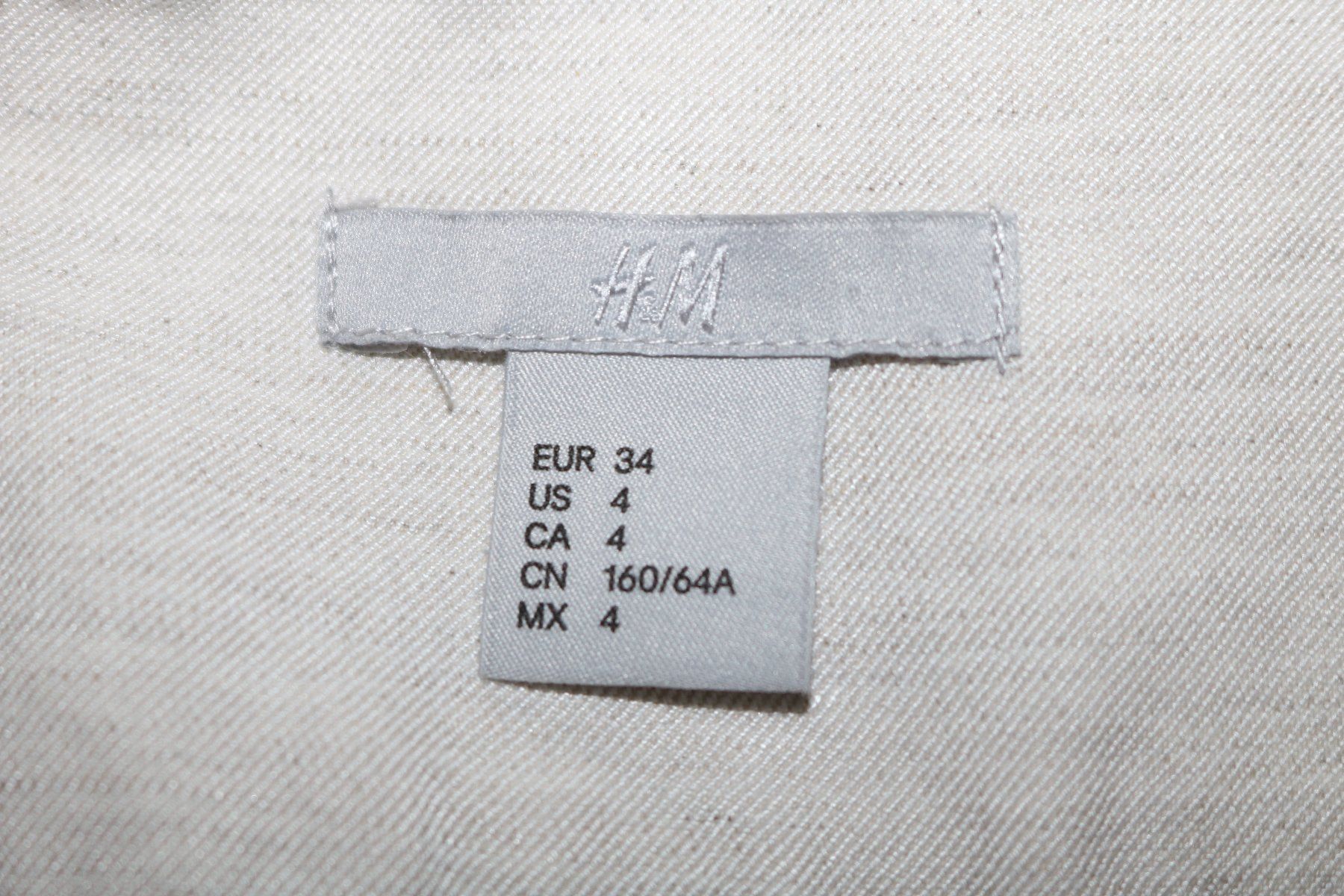 H&M Completi & Tailleur: Anzug Damen beige – Usato da Zuchwil venduto da cel_6nyv 4