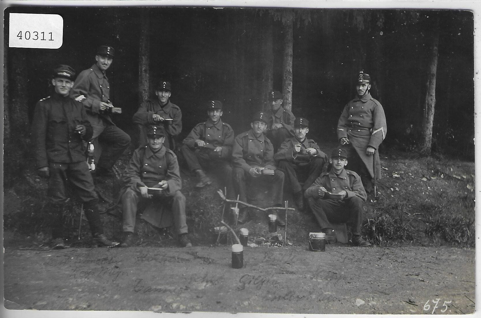 Cartoline postali: Armee Suisse - Beim Mittagessen – Usato da Ettingen venduto da Kartenplanet