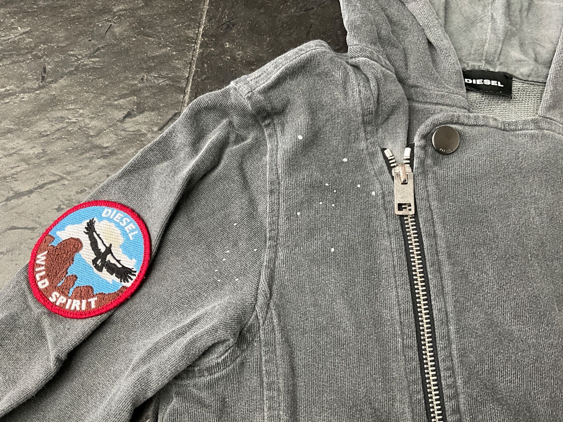 Diesel Maglioni & Felpe: Pullover, DIESEL, Knaben, 10Y – Usato da Stäfa venduto da Rbeerli0 1