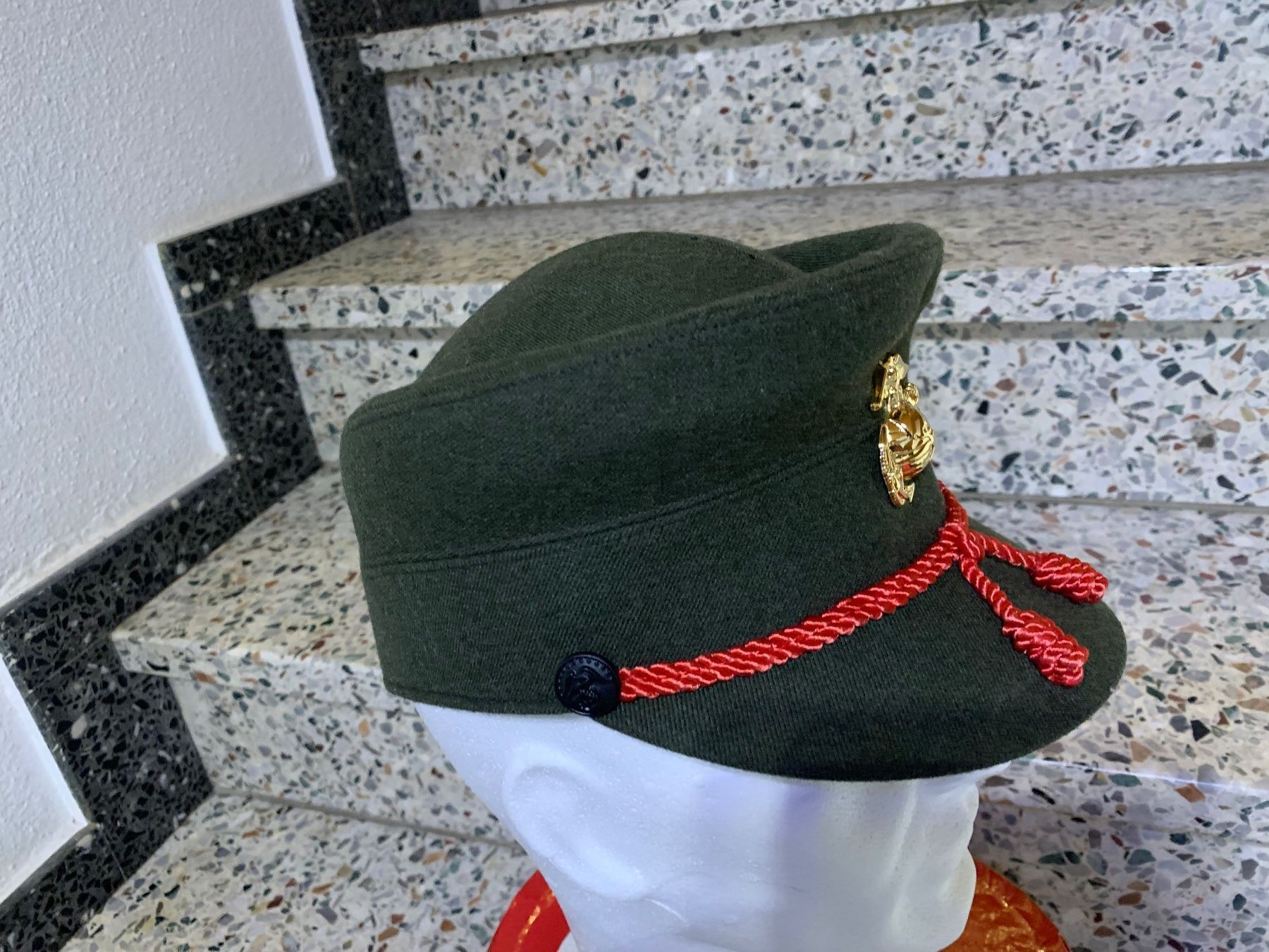 Uniformi: Hut US Marines weiblich USMC – Usato da Wittnau venduto da Helvetia1 2