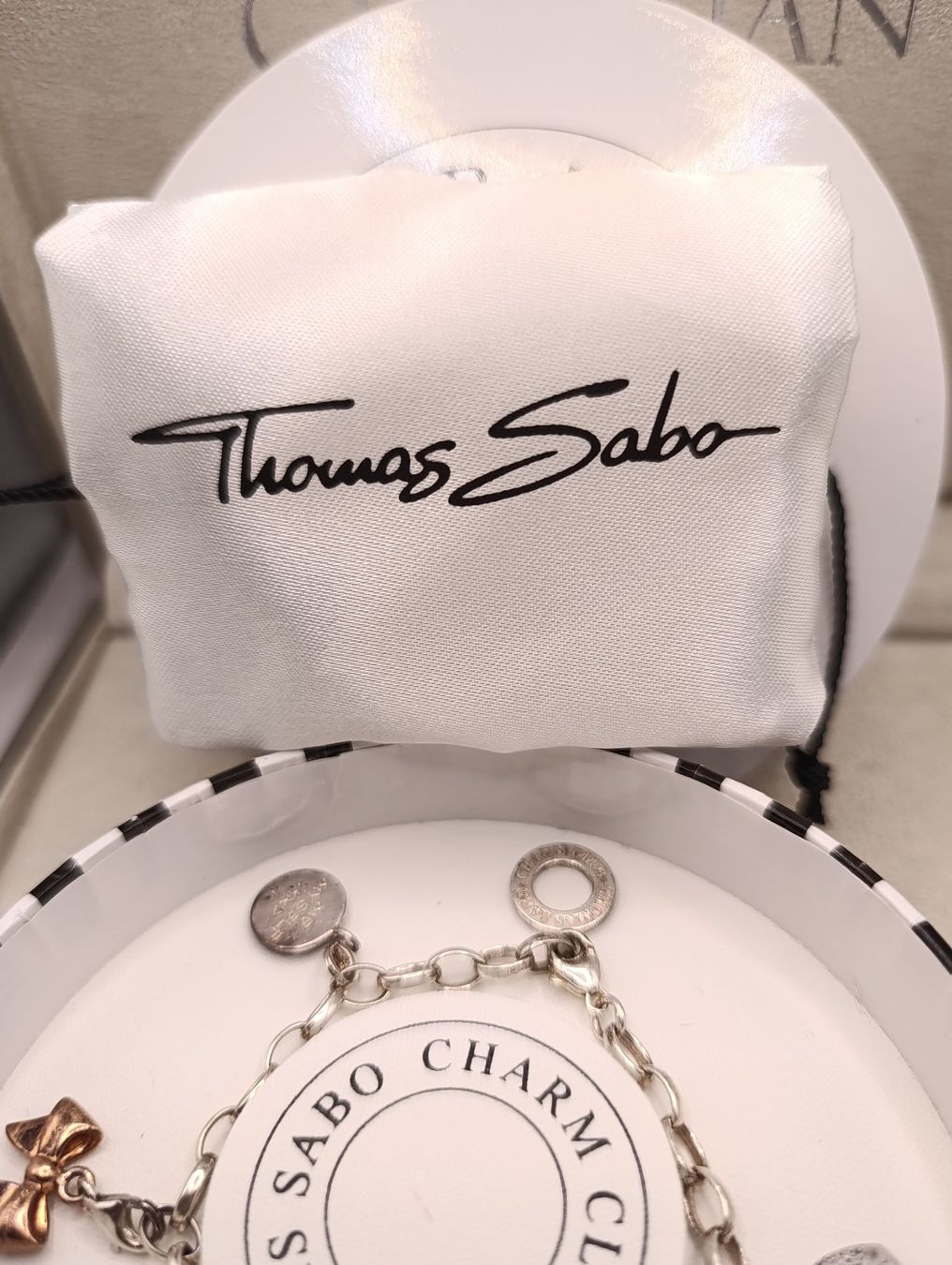 Thomas Sabo Bracciali & Braccialetti: THOMAS SABO 925er Silber Armband mit Silber Elemente Top – Usato da Steffisburg venduto da 1.Schmuckschatulle 3