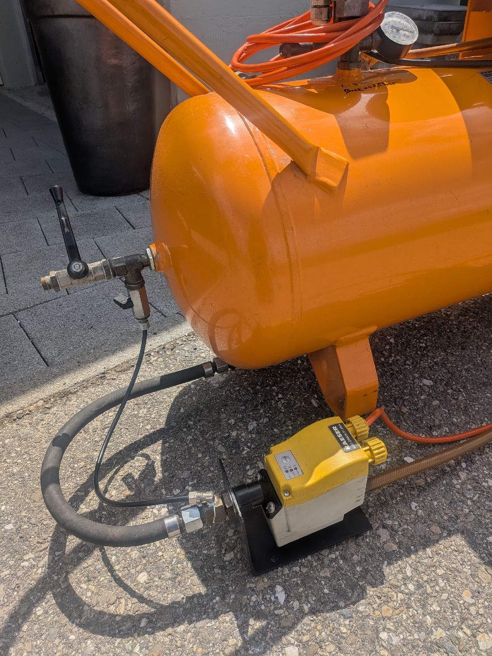 Kaeser Compressori: Keaser Kolbe Kompressor ECO 3/90 Tank – Usato da Rohrbach venduto da Servicepass 1