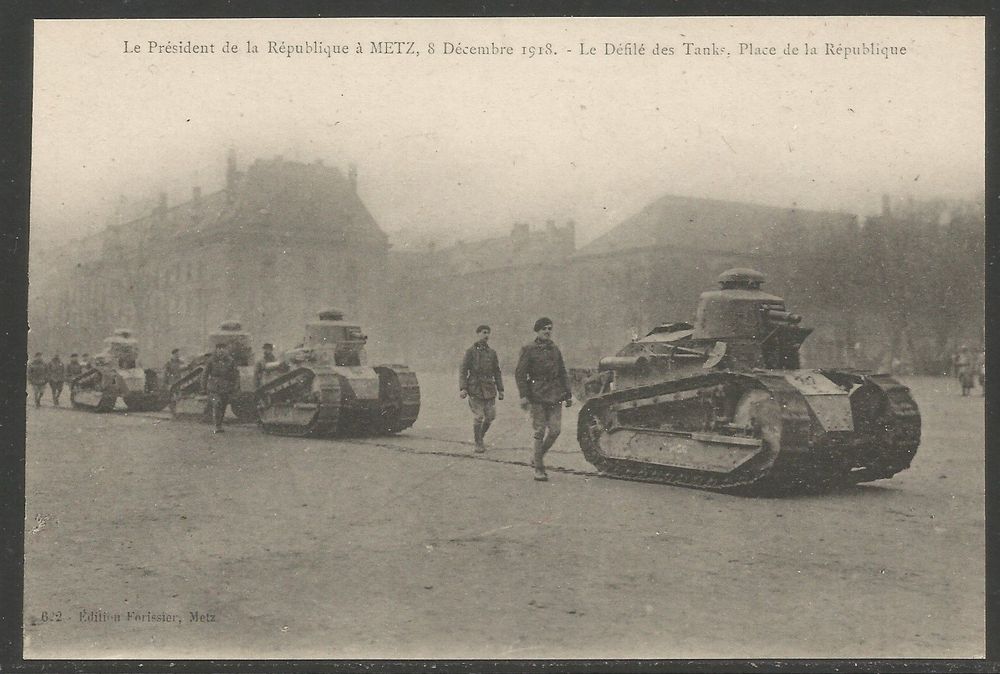 Carte P de 1918 ( Paris / Défilé des Tanks. Pl de la Répub ) | Kaufen ...