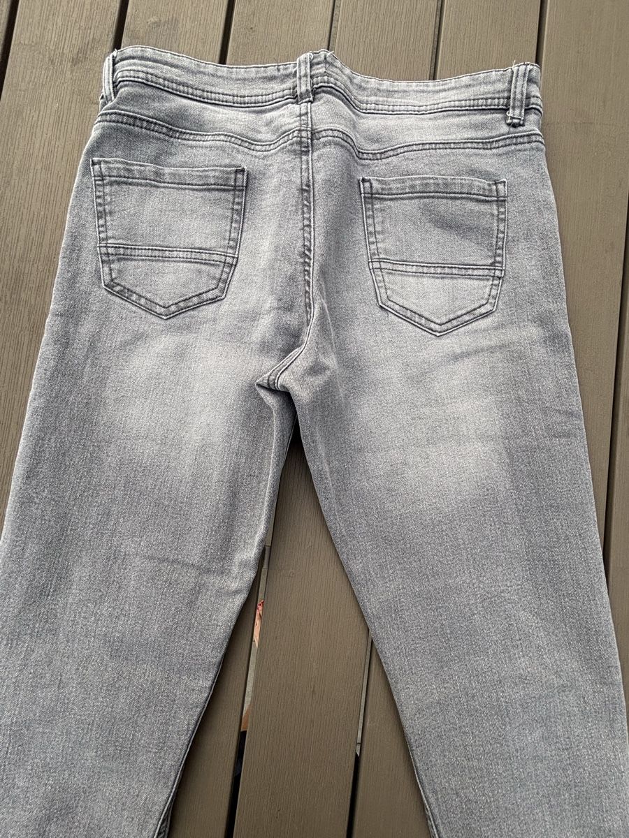 Jeans: Graue Jeans 40 – D'occasion à Kesswil par Branca-01 2