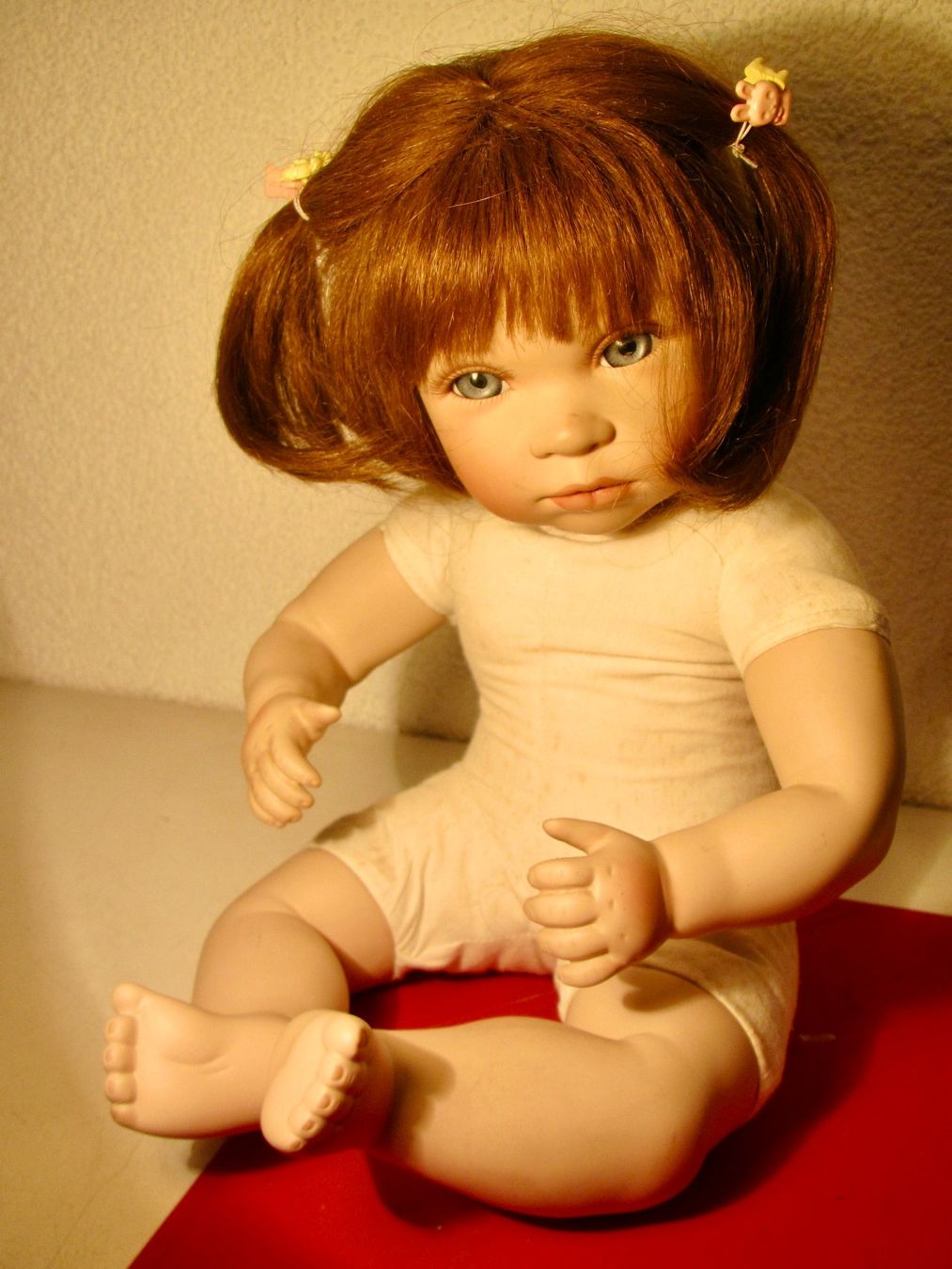 Poupées: POUPEE EN PORCELAINE 336 2000 – D'occasion à Murten par Selliot 3