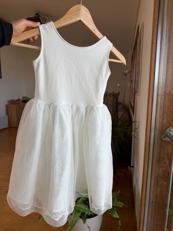 H&M Mädchen Kleid weiss Gr. 110/116 perfekter Zustand