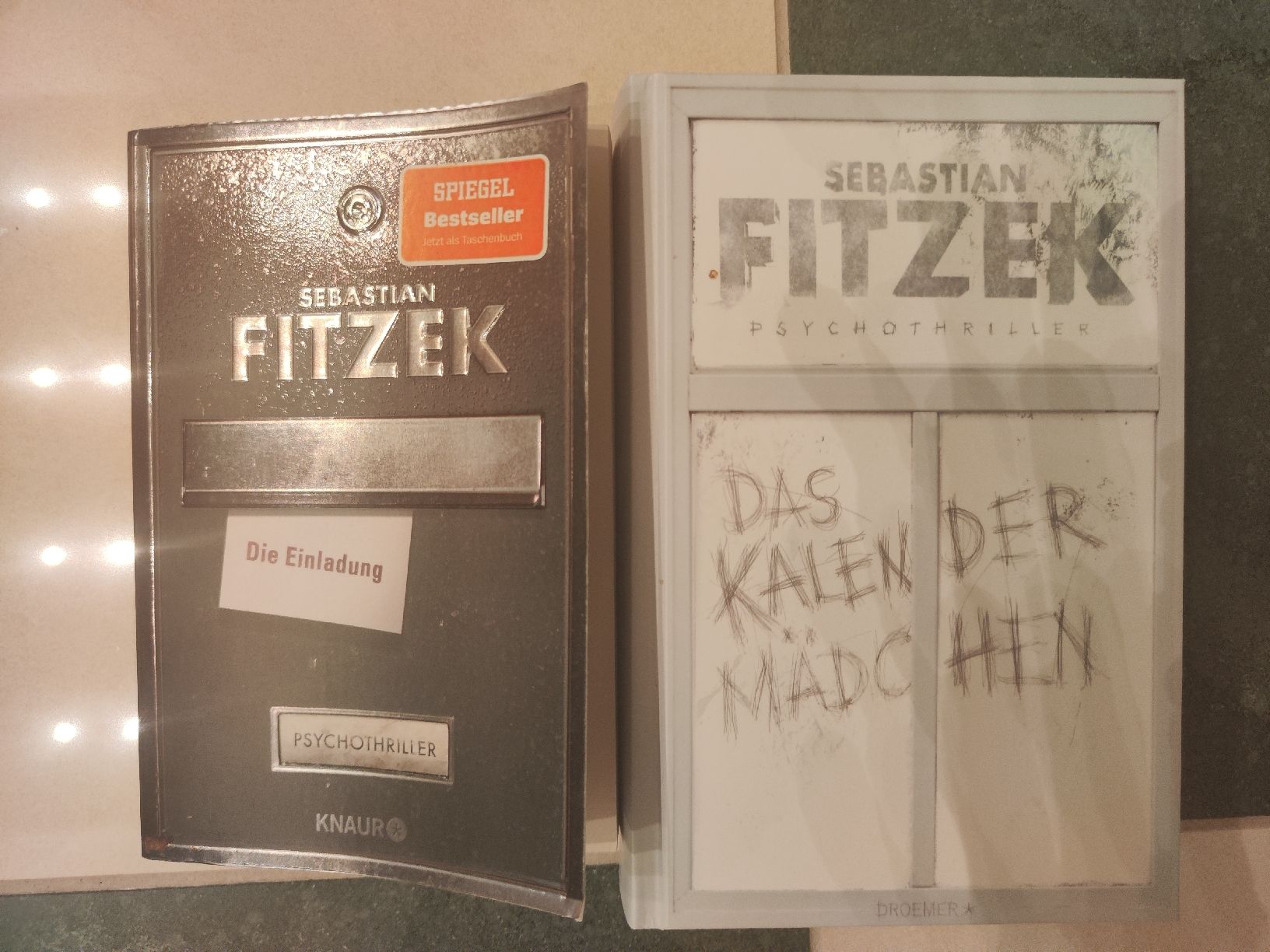 Livres: Fitzek, 2 Bücher  – D'occasion à Rheinfelden par Sandra220
