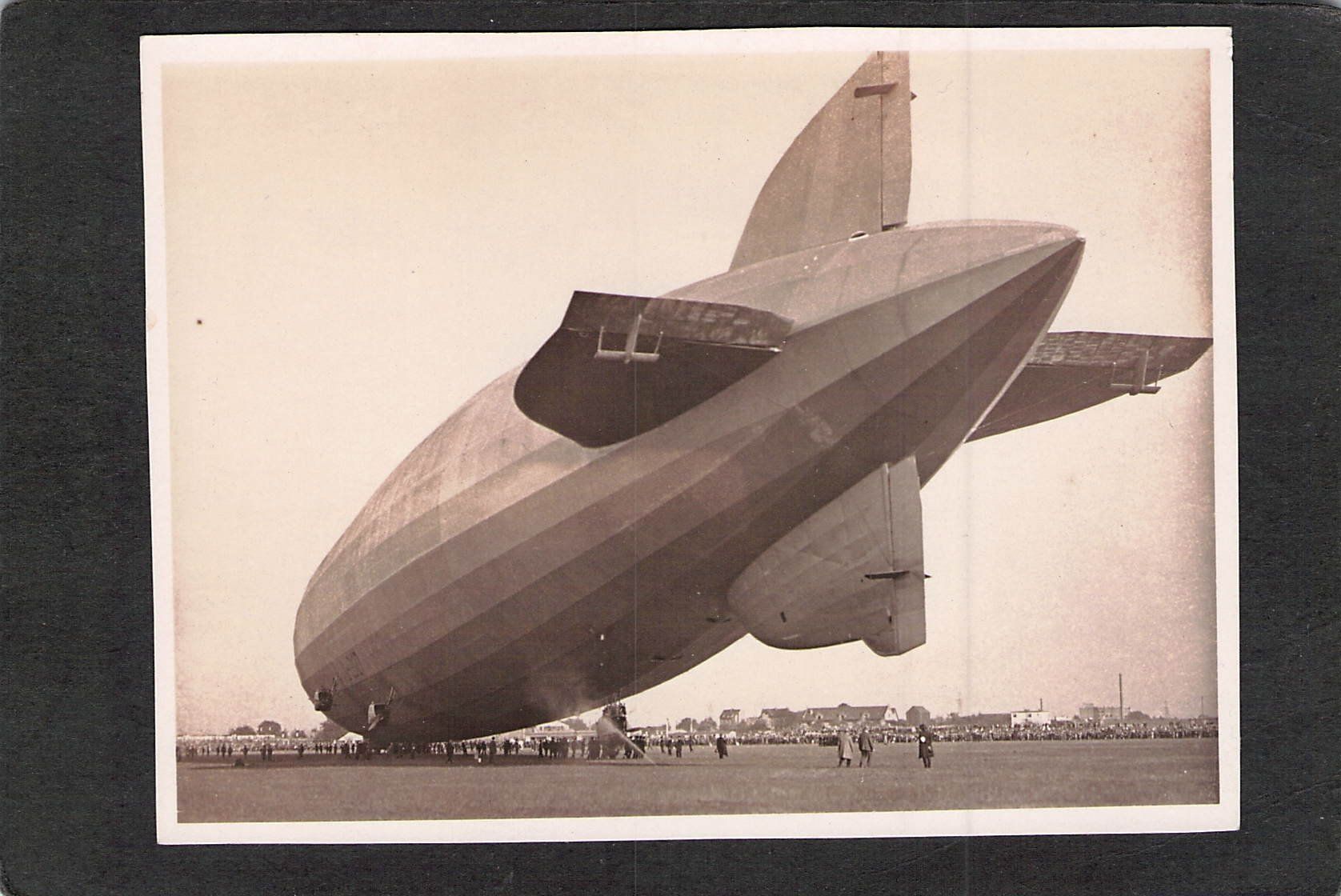 Cartoline postali: ^Zeppelin Luftschiff , Echtfoto – Usato da Reichenburg venduto da Pipo-67