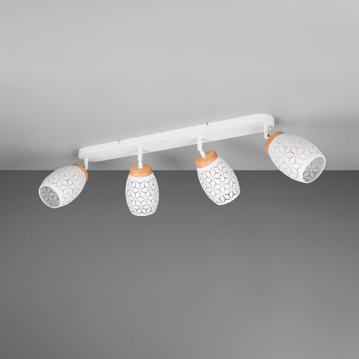 Lampade: Strahler, 4 Spots, 74 cm x 12 cm – Nuovo (secondo la descrizione) da Kreuzlingen venduto da Smart-Light 3