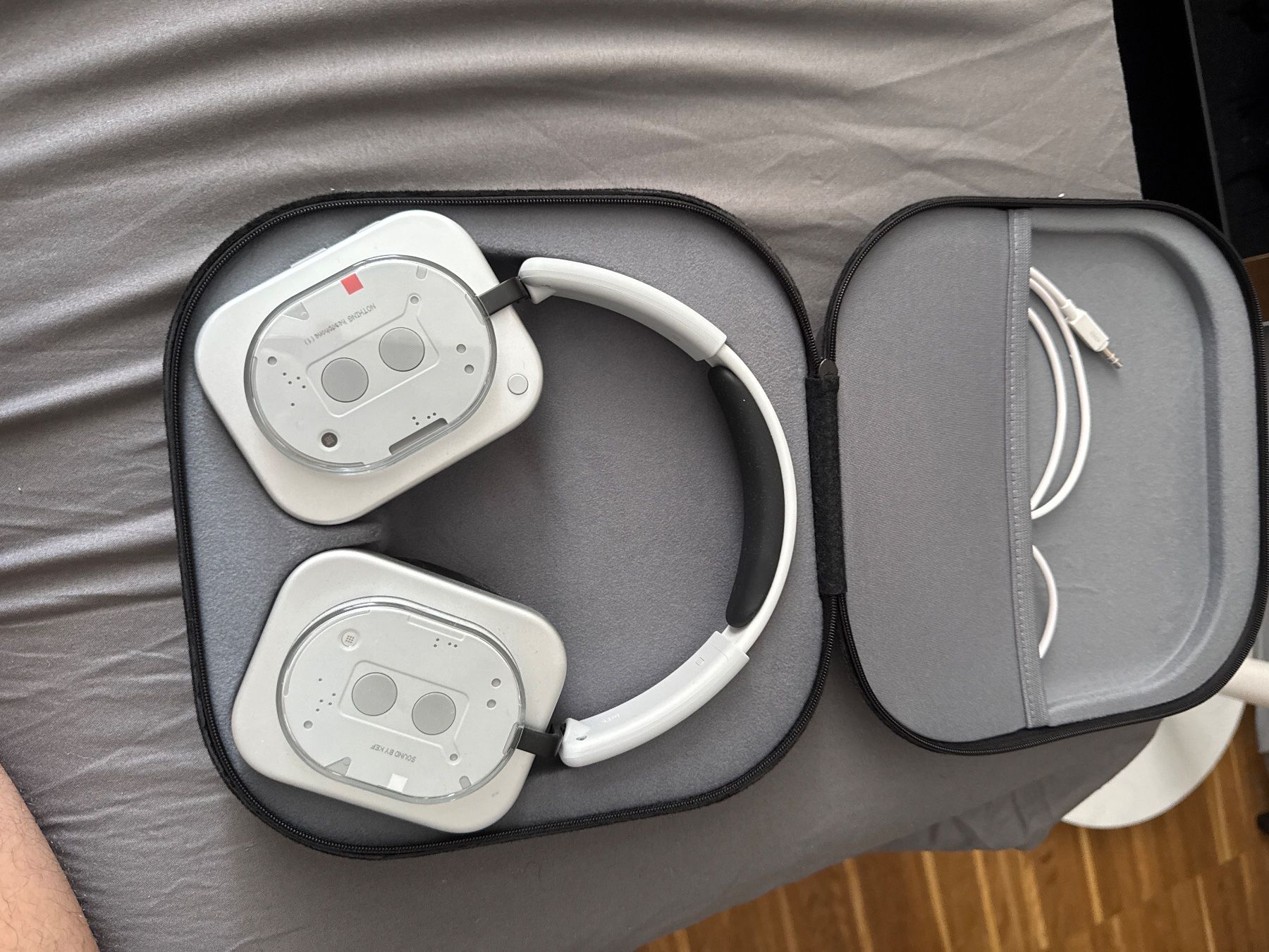 Nothing Cuffie: Nothing Headphone (1) – Nuovo (secondo la descrizione) da Zürich venduto da Bear. 1