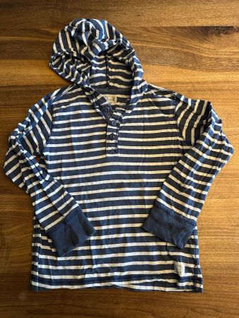 Kapuzenpullover 122