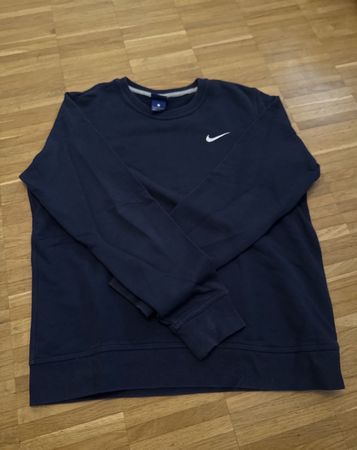 Sweat Nike bleu marine taille M bon état
