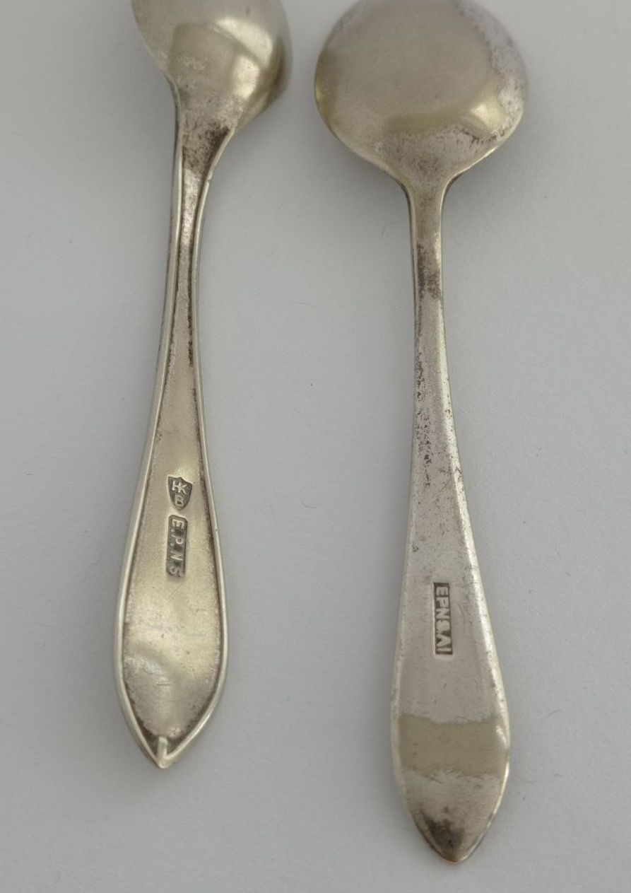 Altre Stoviglie: Vintage 5-teiliges Eierbecher-Set aus England – Usato da Dietikon venduto da Magi2 7