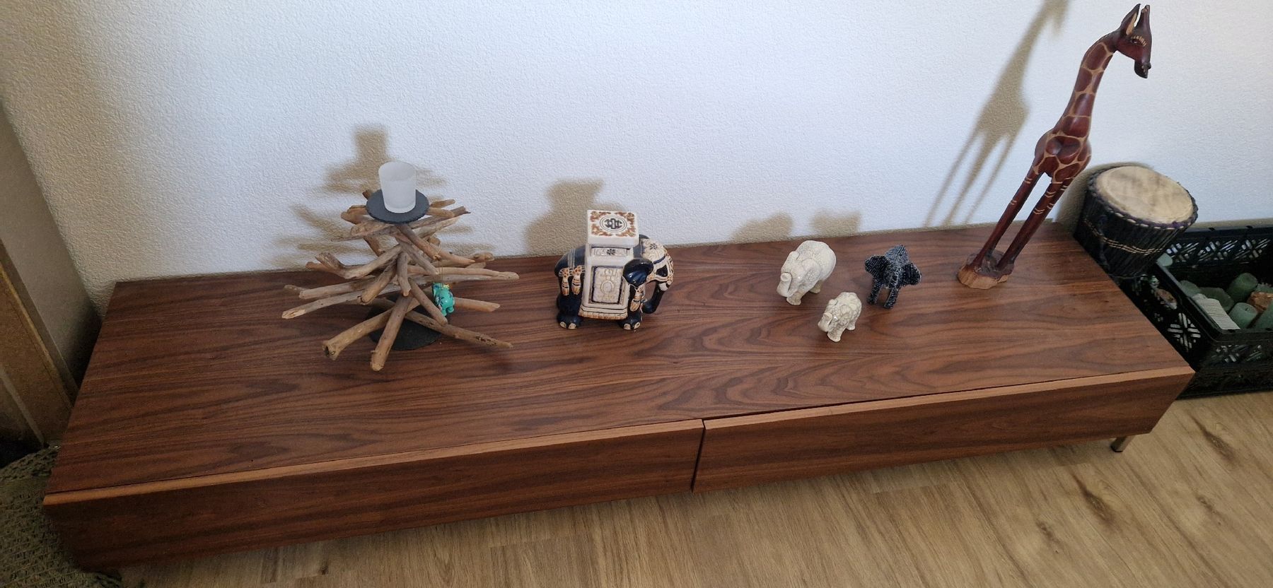 Meubles TV: Tiefes, hochwertiges Sideboard – D'occasion à Wolfwil par jessij13