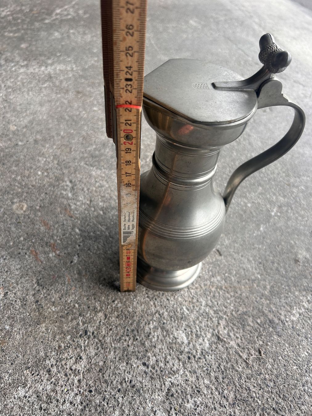 Carafes: Zinnkrug mit Deckel, Punziert, Vintage – D'occasion à Kehrsiten par fot_55m5 7