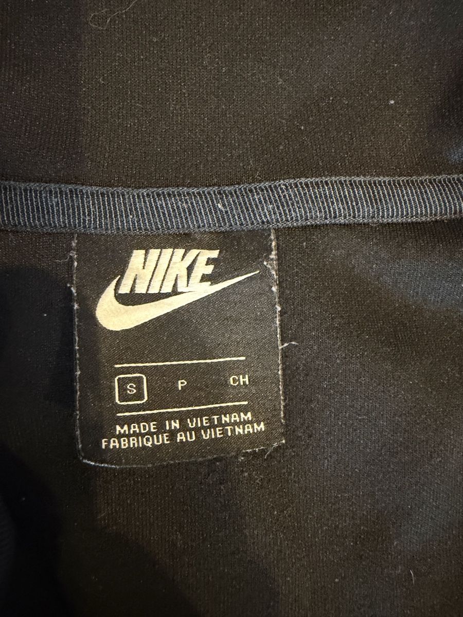 Jumpsuits: Schwarzer Nike Trainingsjacke Gr. S, TOP Zustand – Gebraucht aus Oberweningen von dalav1ntage 2