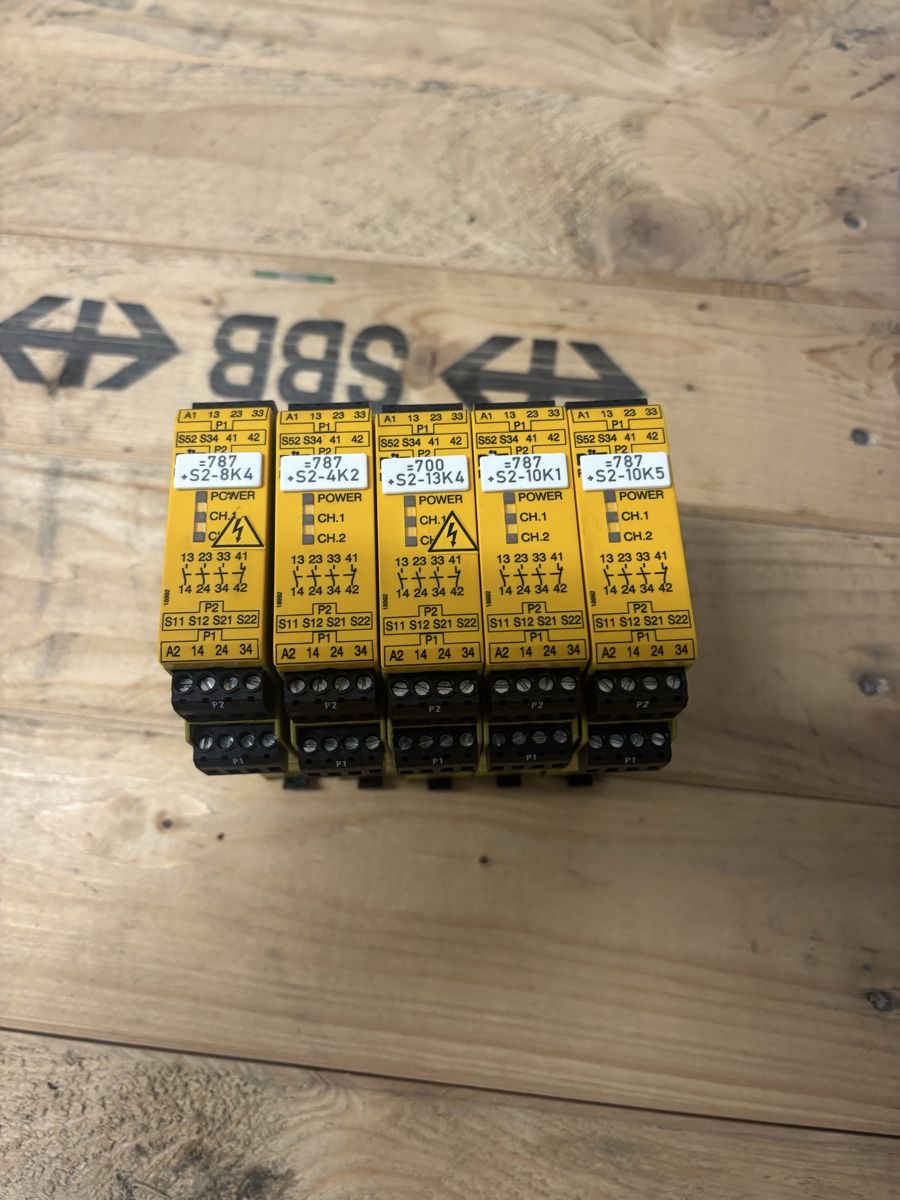 Componenti elettronici: Pilz PNOZ X2.8P – Usato da Laupersdorf venduto da mer_n9vn