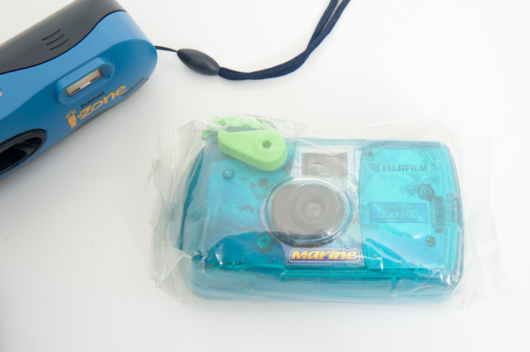 Polaroid Fotocamera: Polaroid i-Zone Instant - Fujifilm Marine – Usato da Lausanne venduto da Phlox02 1