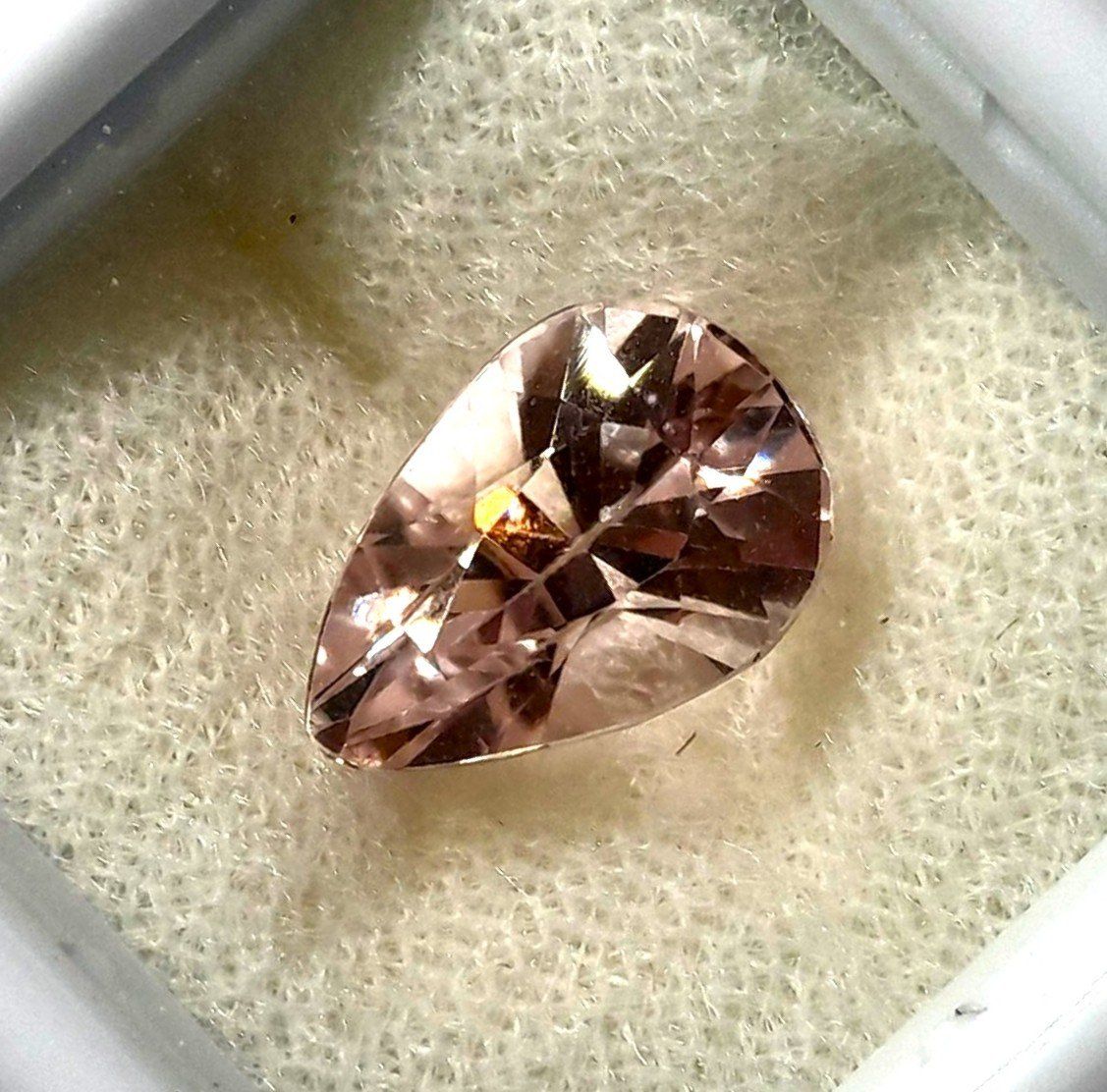 Pietre preziose: Kunzite 4.94 ct - Valeur 494.- Fr – Nuovo (secondo la descrizione) da Grimisuat venduto da Valgem 1