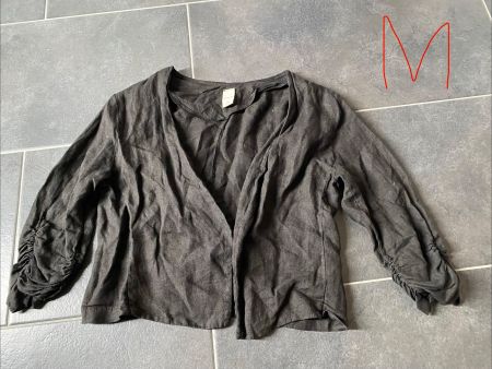 Sommerliches, kurzes Leinenjäckchen, M
