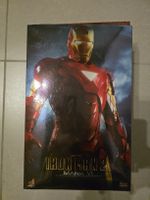 Hot Toys Iron Man Mark VI Figur 1/6 