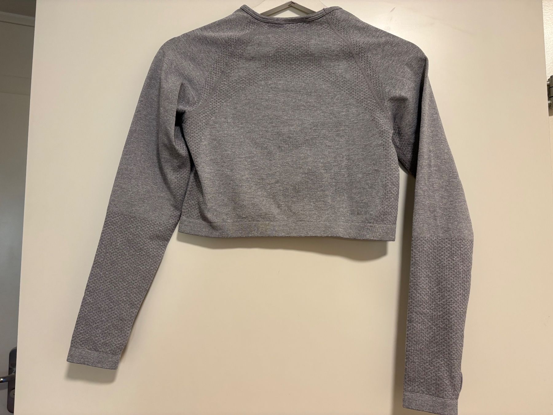 Maglioni & Felpe: Neu Damen Sport Pullover Gr. S/ M – Nuovo (secondo la descrizione) da Embrach venduto da Bdennis 1
