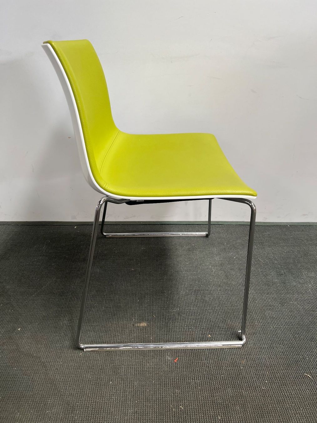 Arper Chaises: 021 ARPER Catifa 46 Designerstuhl – D'occasion à Wangen an der Aare par TBYN 2