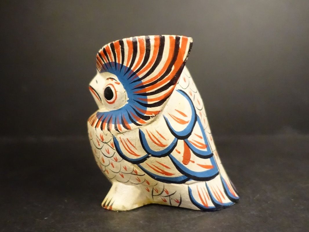 Statuette: Ausdrucksstarkte Eule aus Holz – Usato da Russikon venduto da Eulenfeder 6