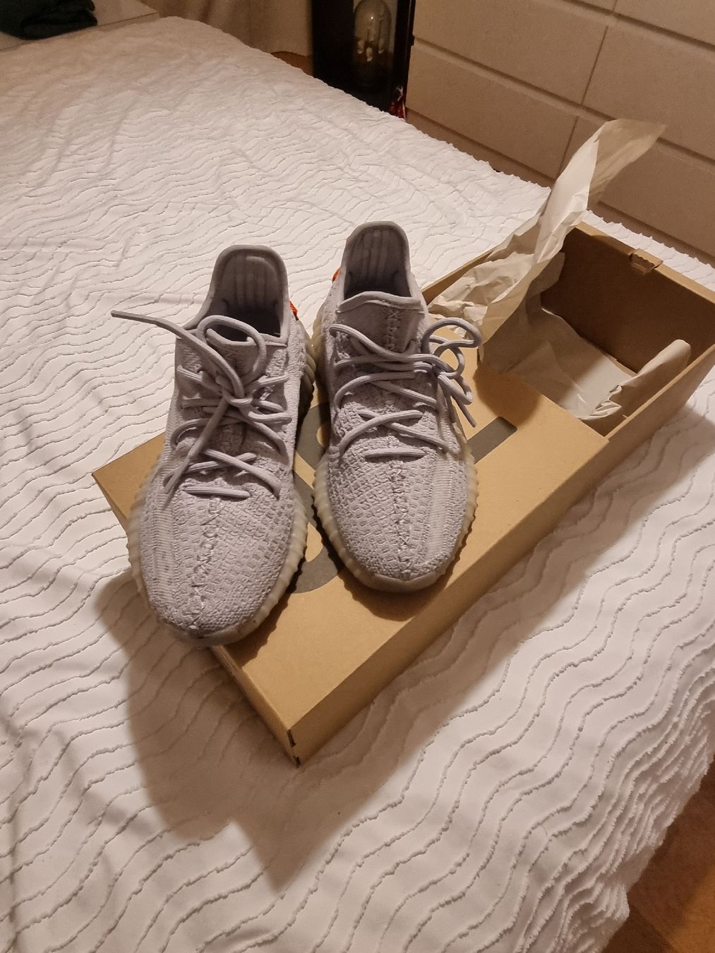 Adidas Scarpe da uomo: Yeezy Boost Gr. 39 3/4 – Nuovo (secondo la descrizione) da Immensee venduto da susana1235