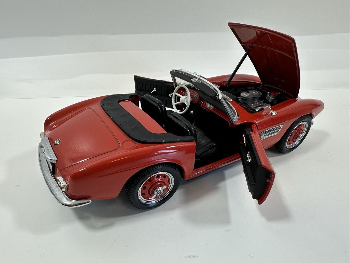 Revell Modellini d'auto: BMW 507 Cabriolet 1:18, rot, REVELL – Usato da Zofingen venduto da rf9_x2xt 5