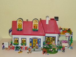 Playmobil Tolle möblierte Villa mit sehr viel Zubehör