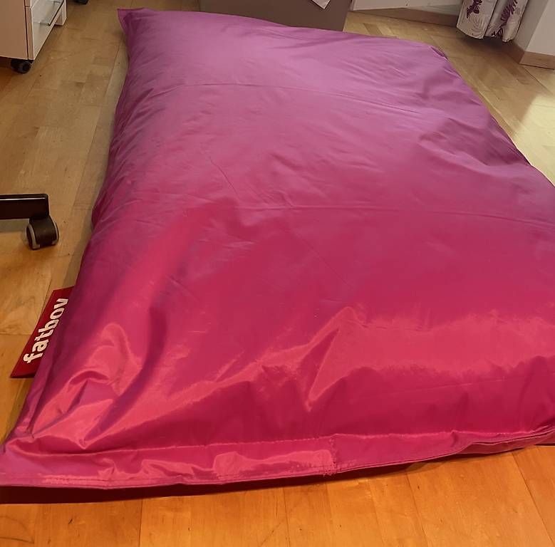Fatboy Kissen: original fatboy-sitzsack pink – Gebraucht aus Stansstad von julia_rebekka 2