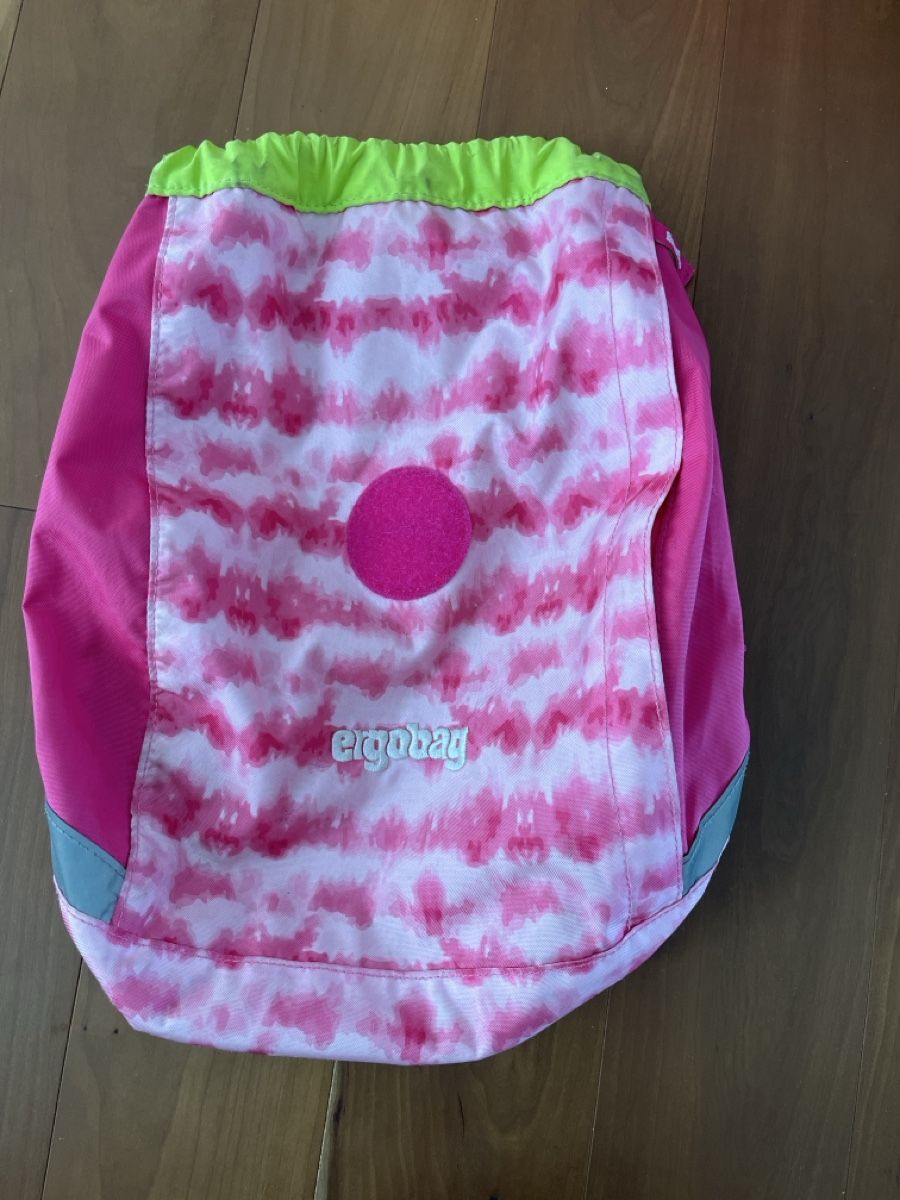 : Ergobag Schulranzen Set mit Zubehoer gebraucht – D'occasion à Riedt b. Erlen par Meoni 4