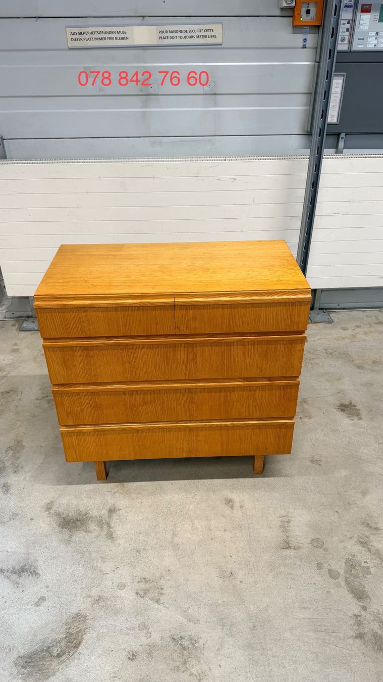 Commodes: Commode vintage – D'occasion à Biel/Bienne par pvintage