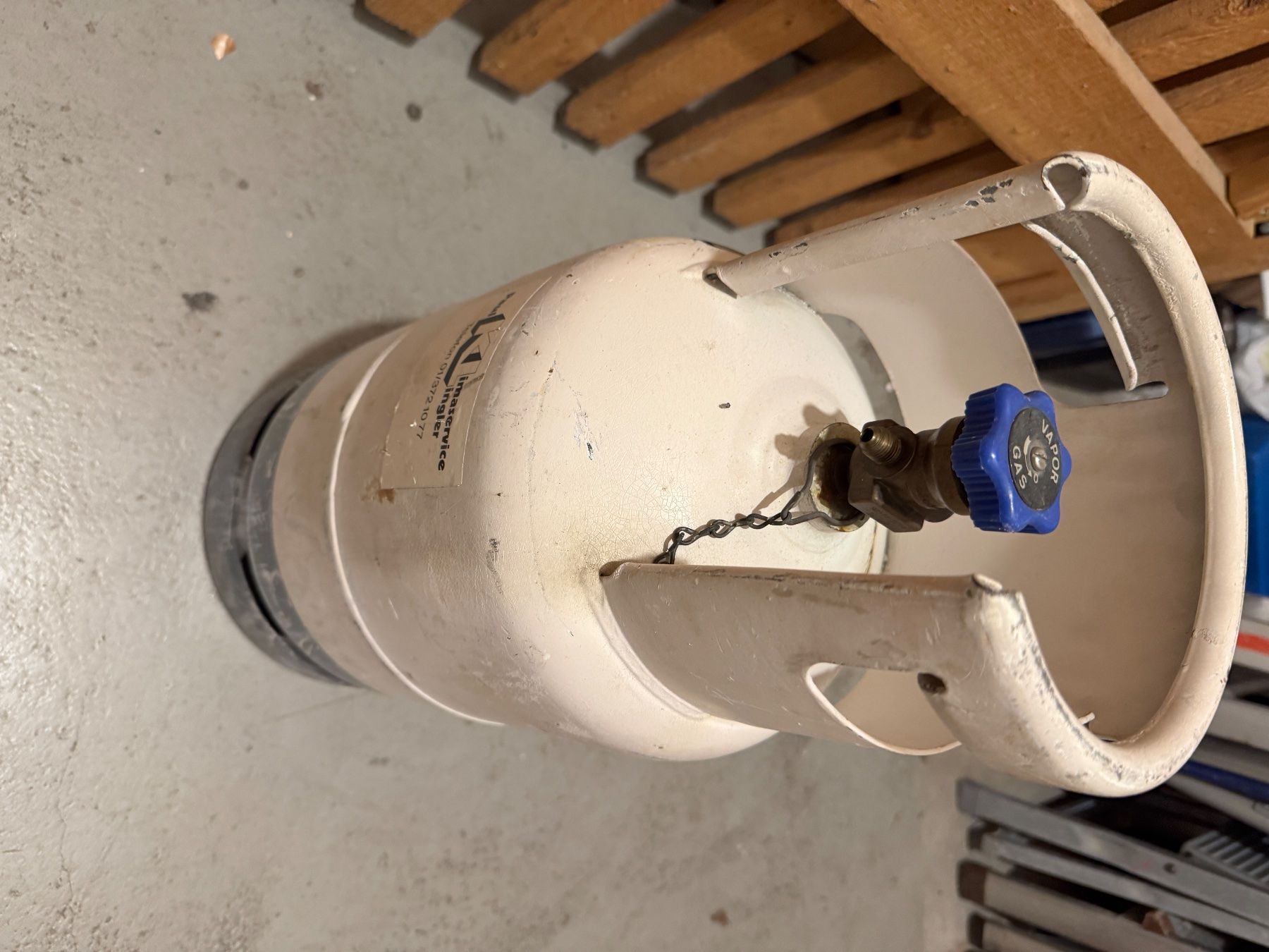 Appareils à gaz et accessoires: Gasflasche – D'occasion à Zürich par Cibin