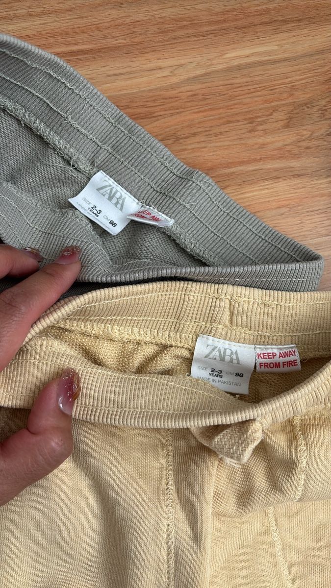 Zara Lots de vêtements: Kinderhosen – D'occasion à volketswil par Sisi521 1