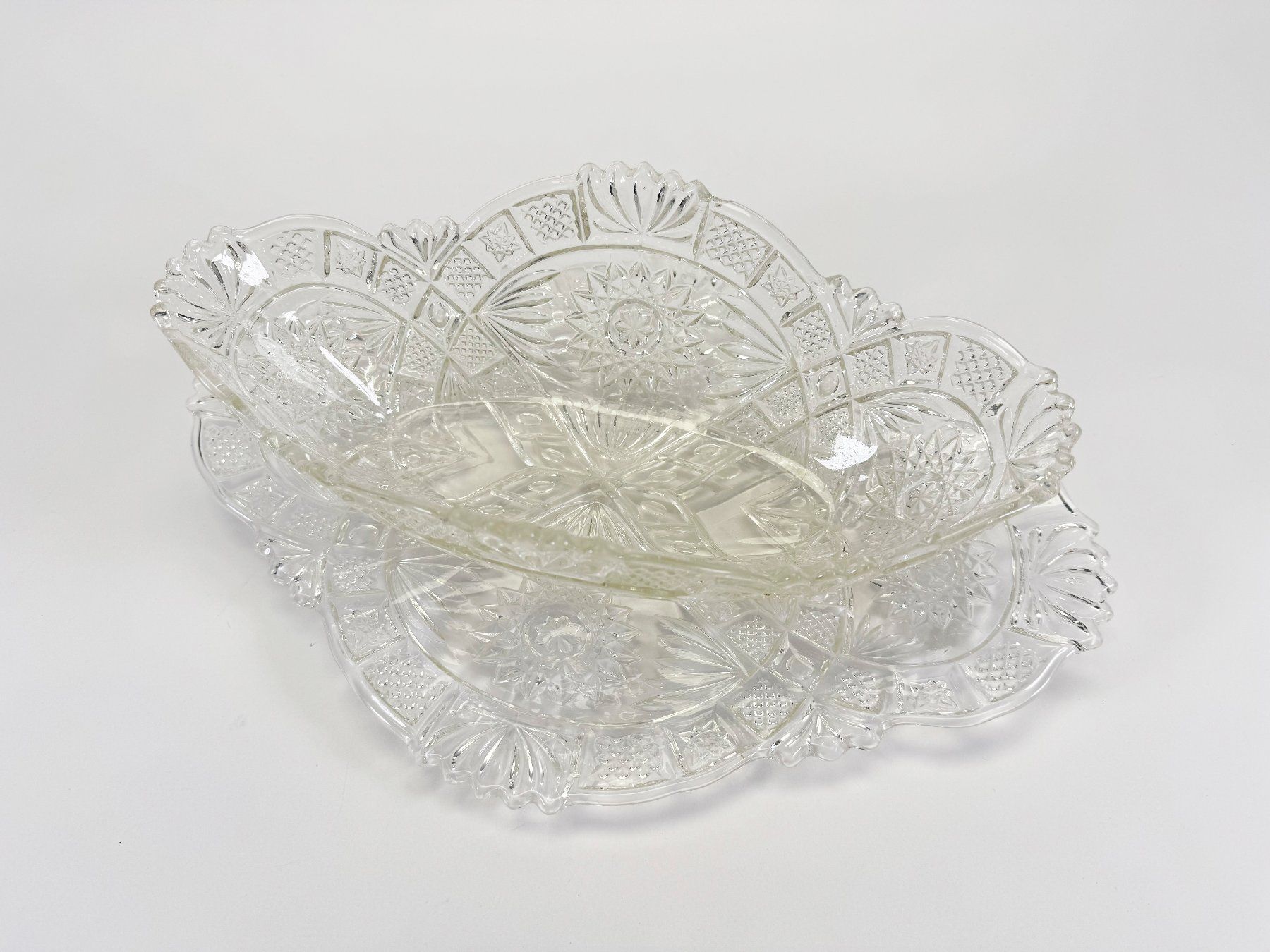 Piatti di portata: Jugendstil Glas-Schale & Glas-Platte mit Schliffdekor – Usato da Winterthur venduto da Anto-Bella 1