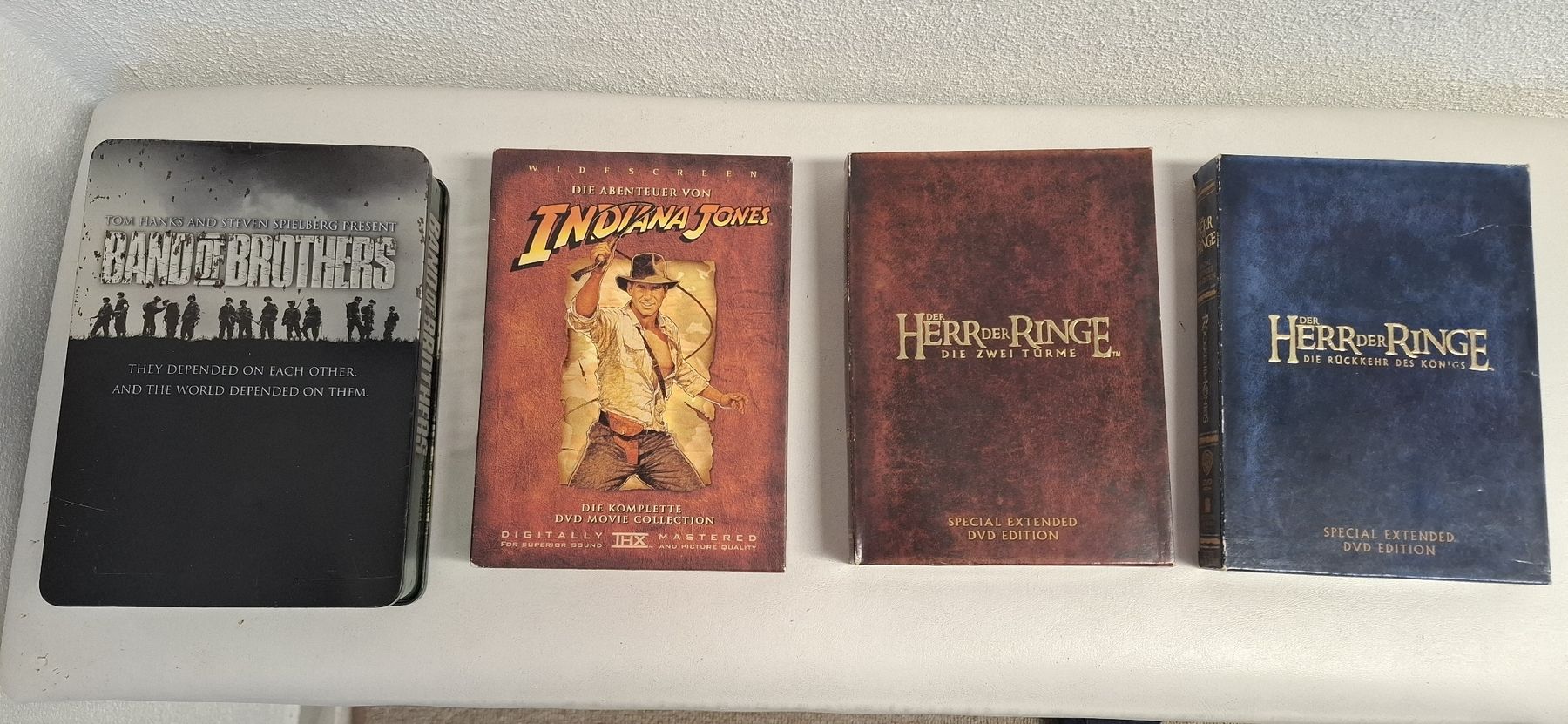 Tutti i DVDs: 4 DVD Boxen – Usato da Feuerthalen venduto da Don_pollo